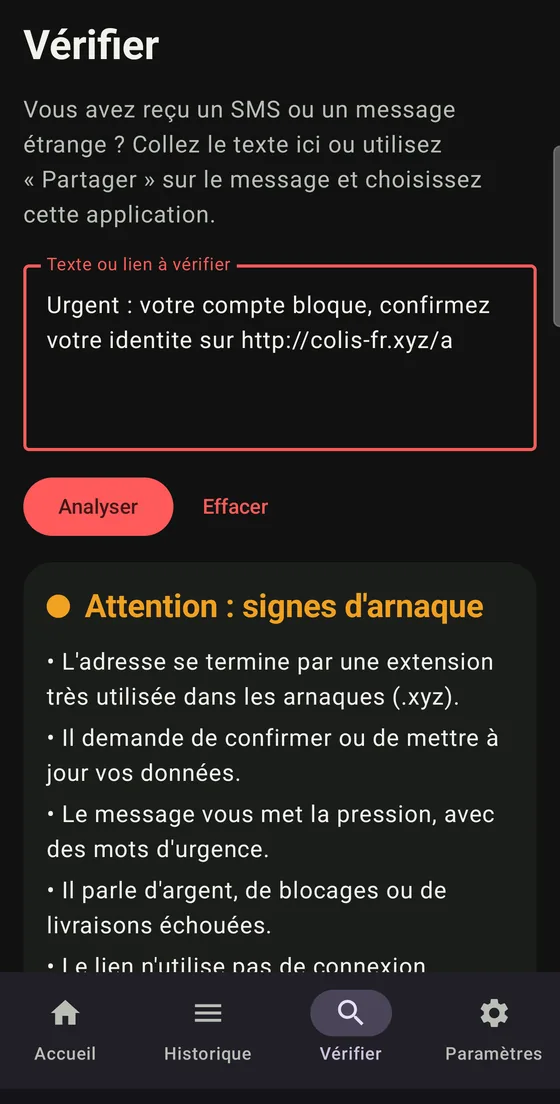 Vérification d'un message : l'application indique que c'est probablement une arnaque et explique pourquoi